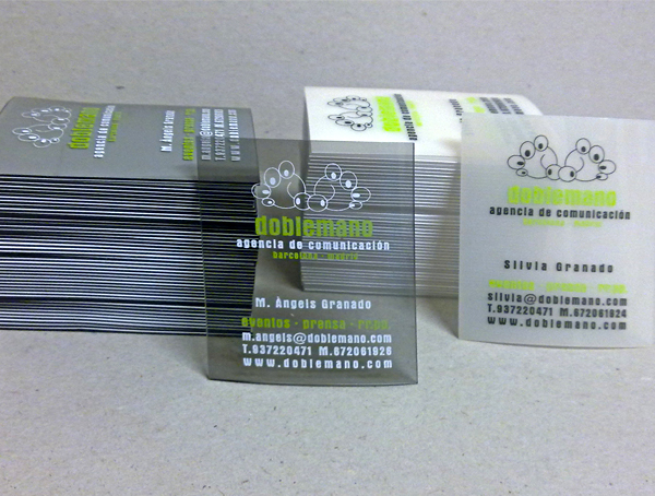 doblemano Business card, PVC flexible fumat i àcid 1 mm. serigrafia 2 tintes